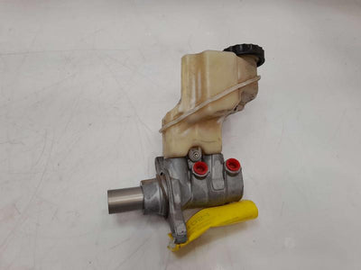 2016 Nissan Maxima Master Cylinder