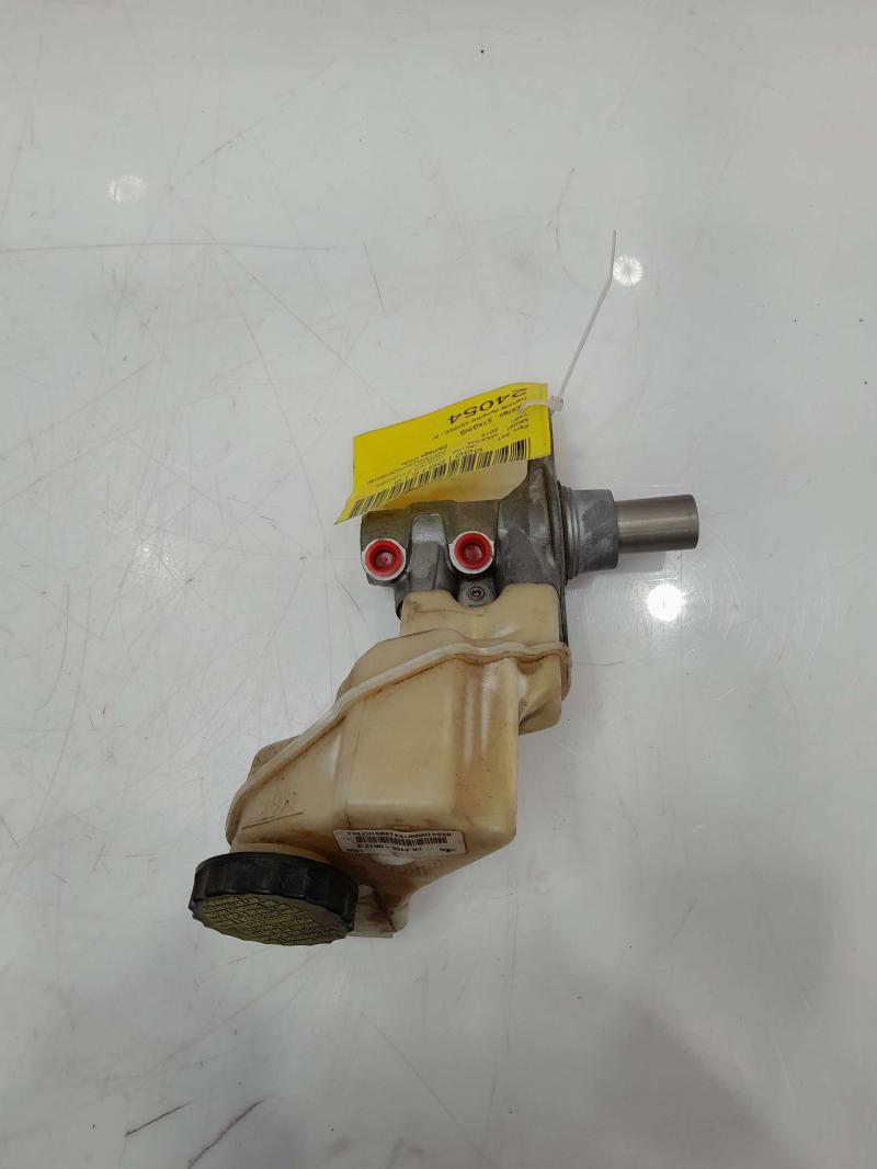 2016 Nissan Maxima Master Cylinder