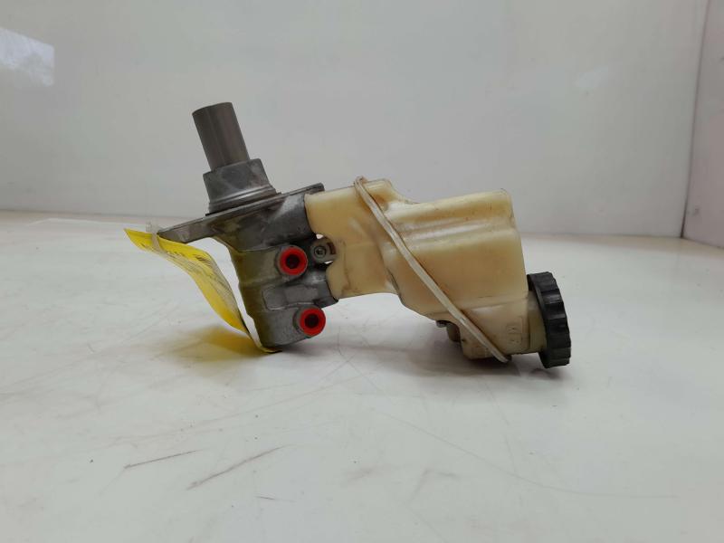 2016 Nissan Maxima Master Cylinder