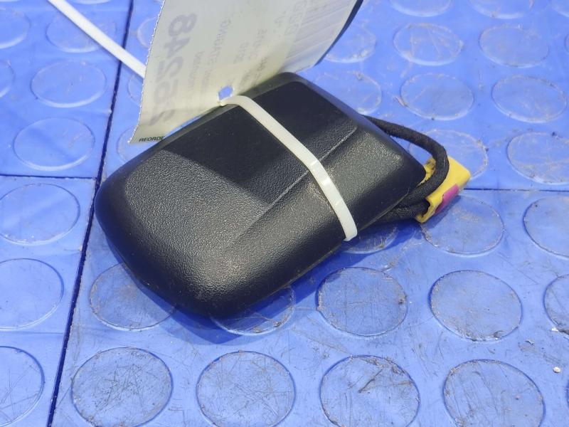 2010 Dodge Ram 1500 Antenna