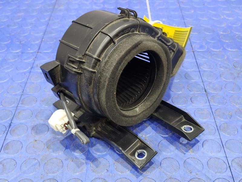 2017 Toyota Prius Blower Motor