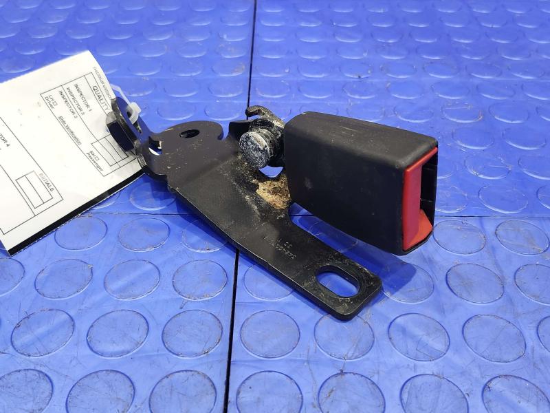 2020 Jeep Renegade Rear Seat Belt