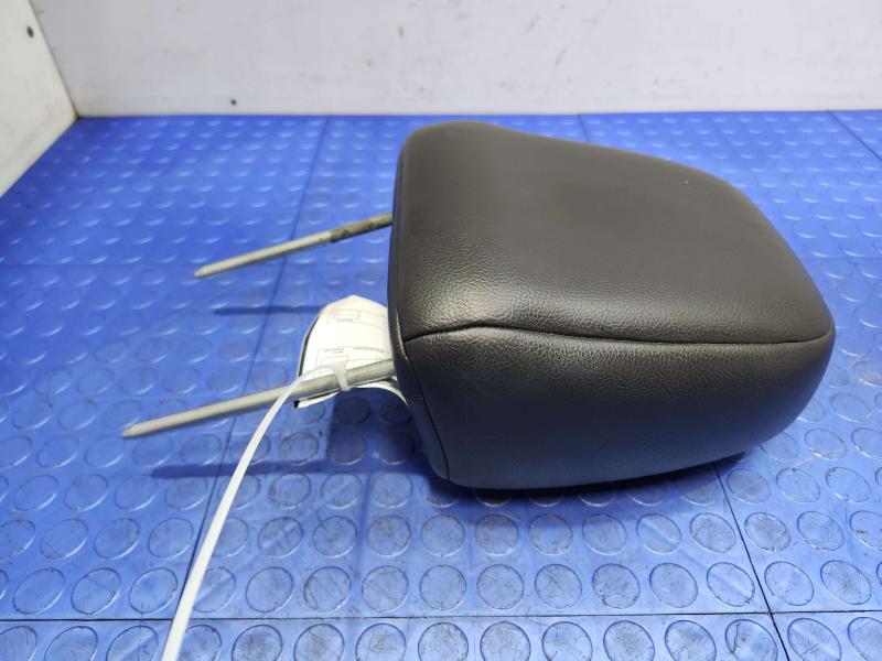 2011 Ford Edge Headrest
