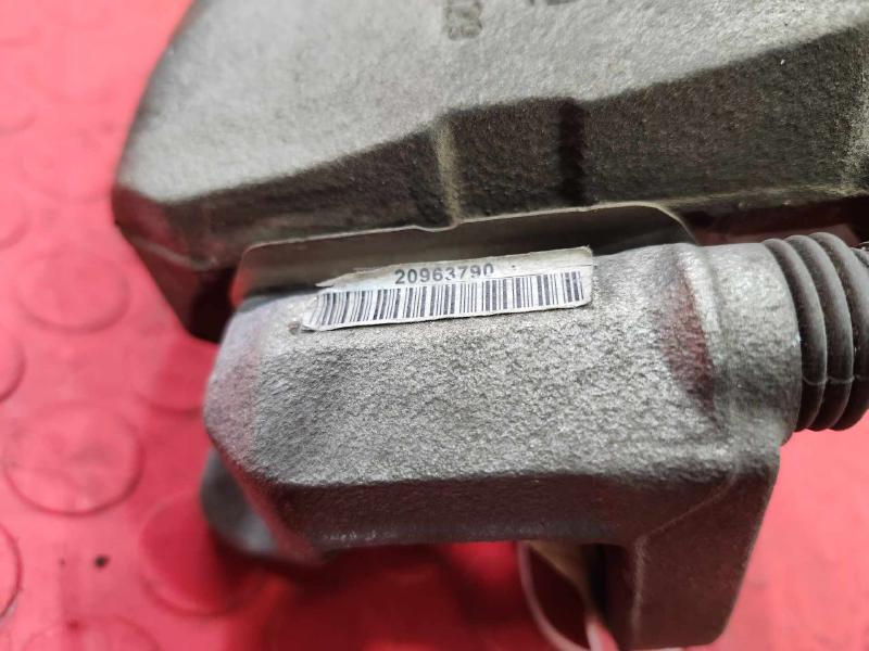 2015 Buick Regal Caliper