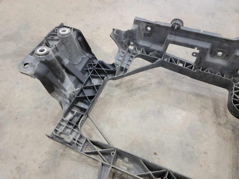 2017 Ford F-250 Super Duty Radiator Support