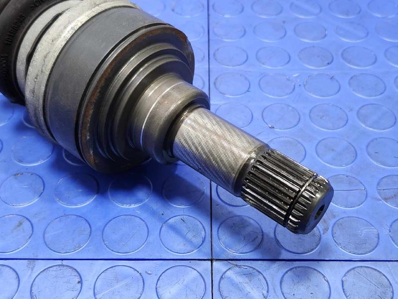 2016 BMW 528I Axle Shaft