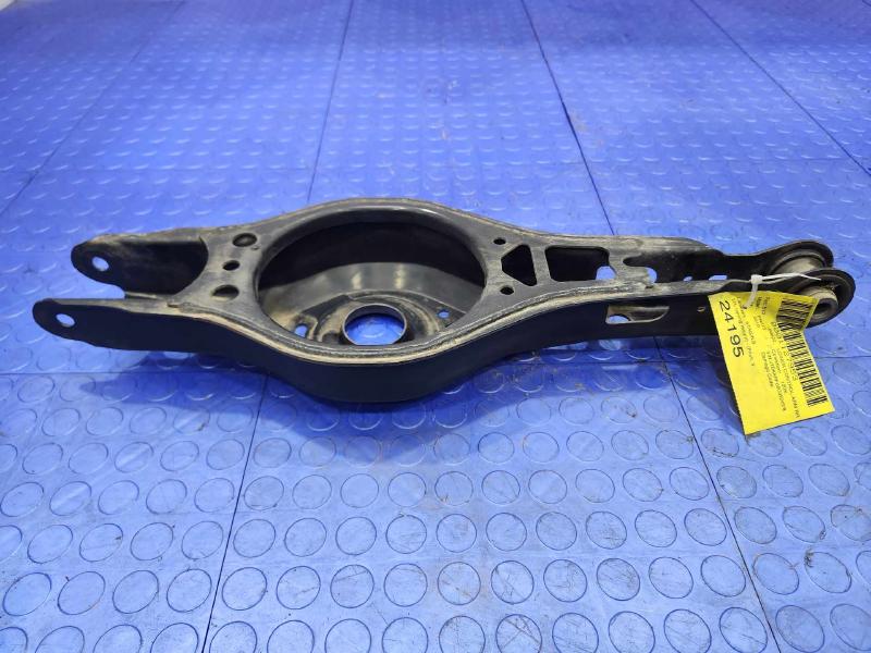 2016 Toyota Prius Lower Control Arm Rr