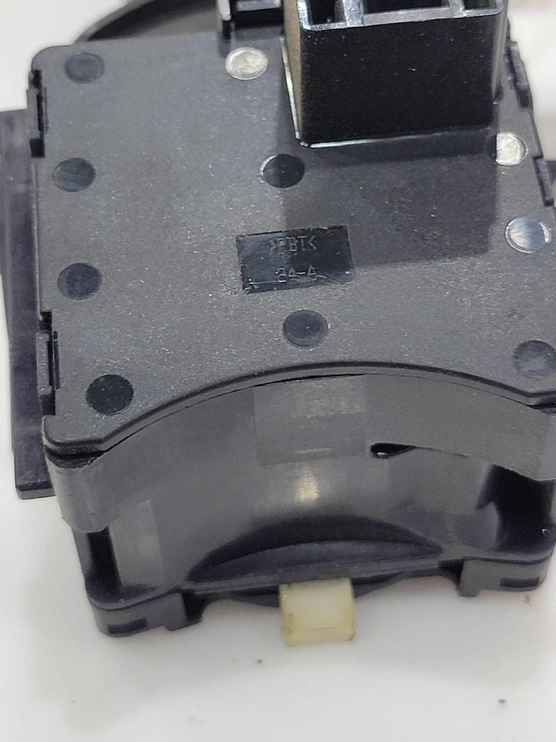 2012 Buick Verano Combination Switch