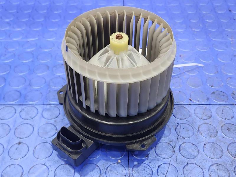 2014-2015 Mitsubishi Mirage Heater AC Blower Motor Assembly OEM 7802A249