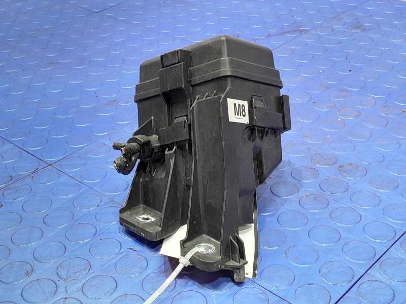 2014 Toyota RAV4 Engine Fuse Box