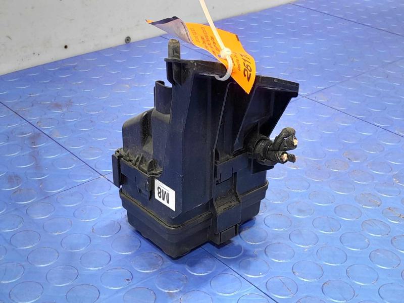 2014 Toyota RAV4 Engine Fuse Box