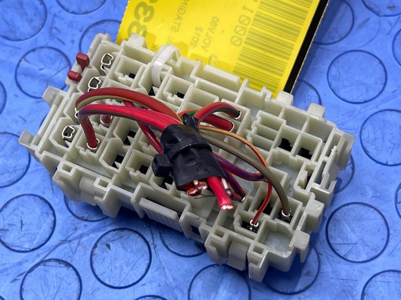 2012 Volvo XC60 Cabin Fuse Box