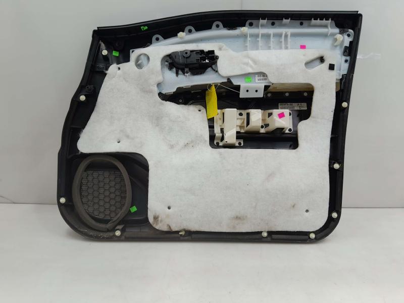2019 Nissan Titan Front Door Trim Panel