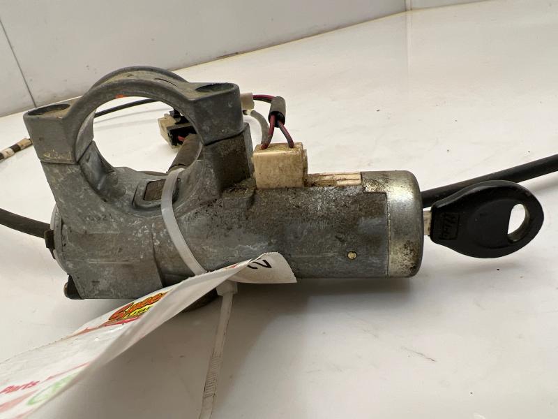 2000 - 2004 Nissan Xterra Ignition Switch Assembly with Key OEM D87004S100