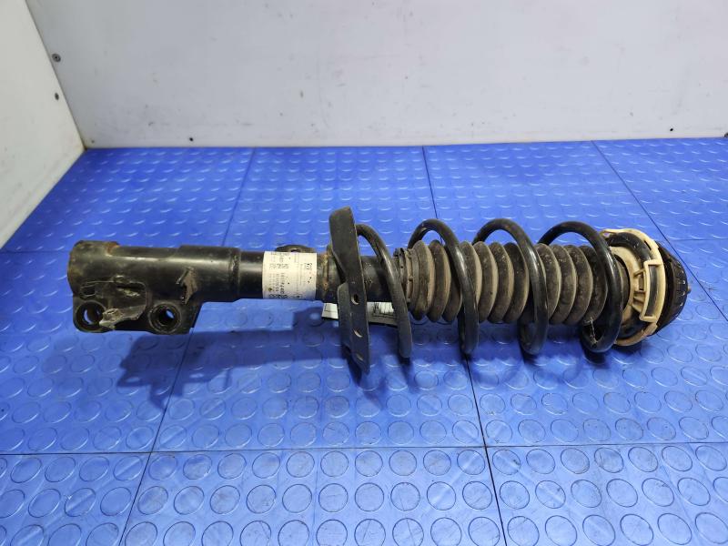 2015 Honda Fit Strut Assembly
