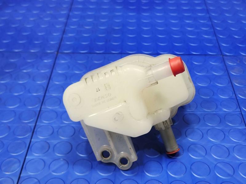 2015 Toyota Prius Coolant Recovery Bottle