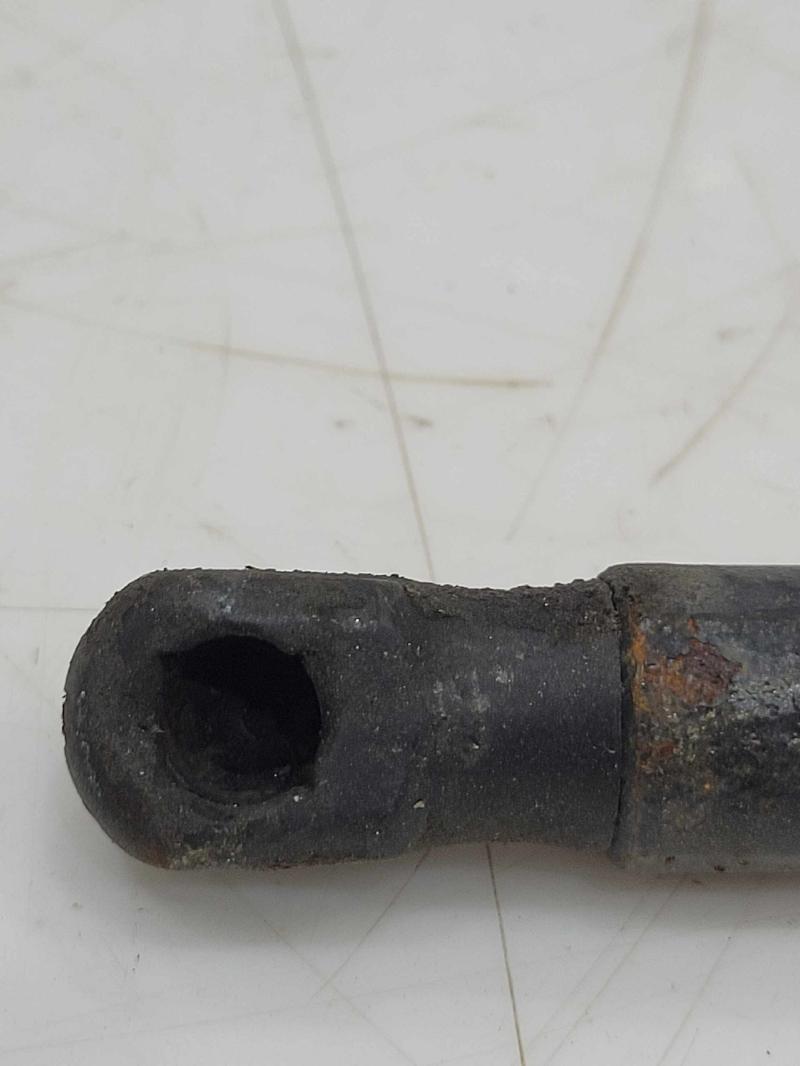 2008 GMC Yukon XL Hood Shock