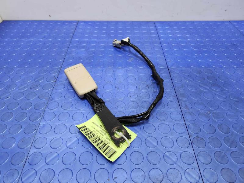 2008 Lexus RX400 Hybrid Front Seat Belt