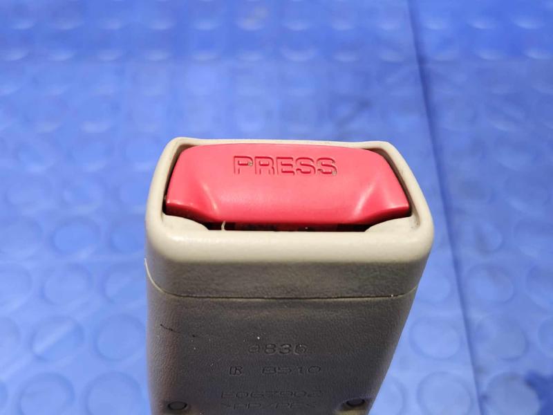 2008 Lexus RX400 Hybrid Front Seat Belt