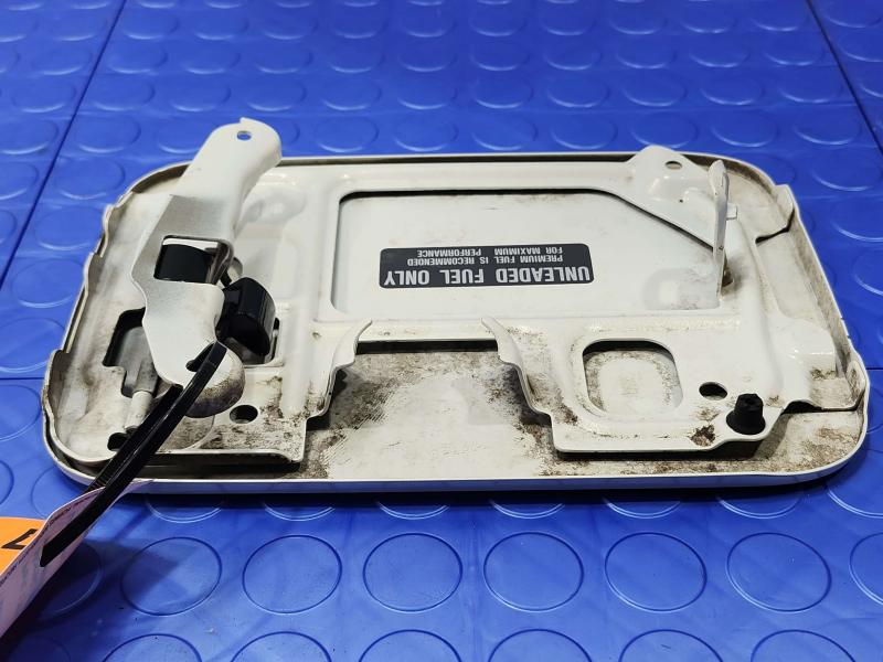 2011 Infiniti QX56 Fuel Tank Door