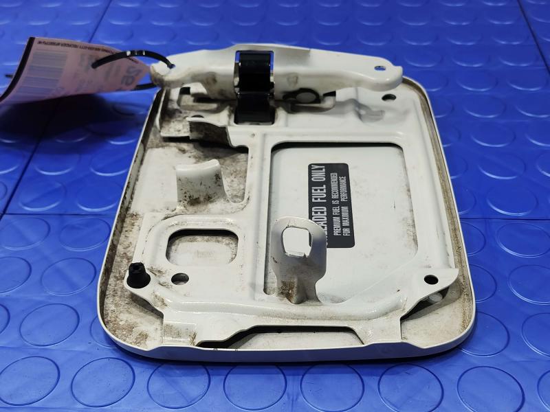 2011 Infiniti QX56 Fuel Tank Door