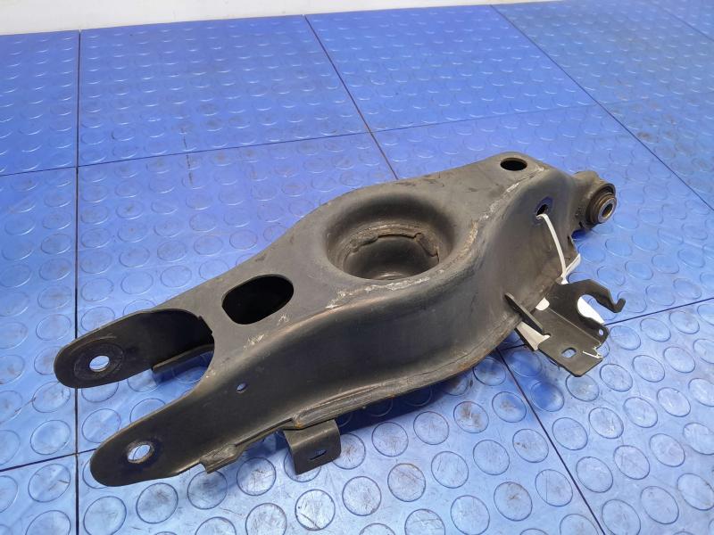 2018 Maserati Ghibli Lower Control Arm Rr