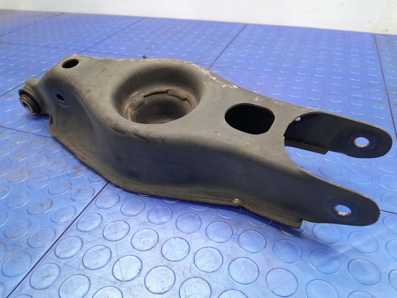 2018 Maserati Ghibli Lower Control Arm Rr