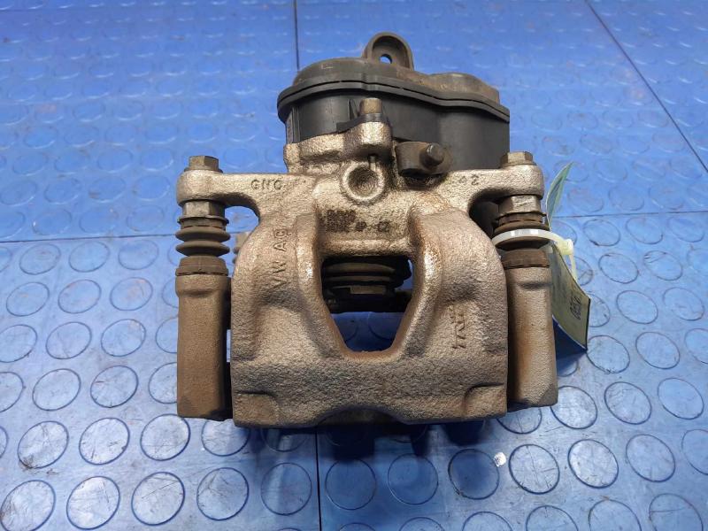 2018 Audi A4 Caliper