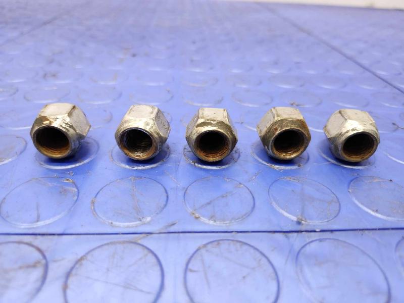 2015 Subaru Forester Lug Nuts