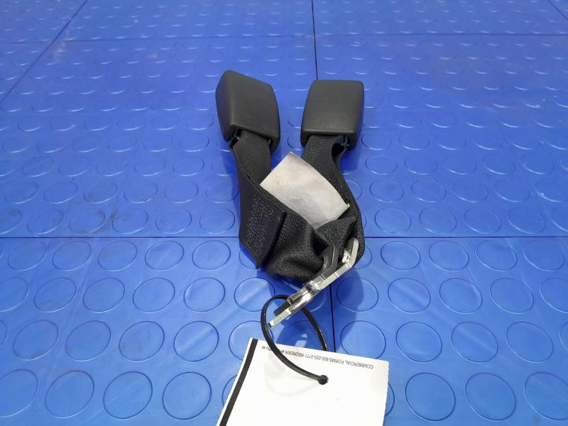 2016 Dodge Challenger Rear Seat Belt