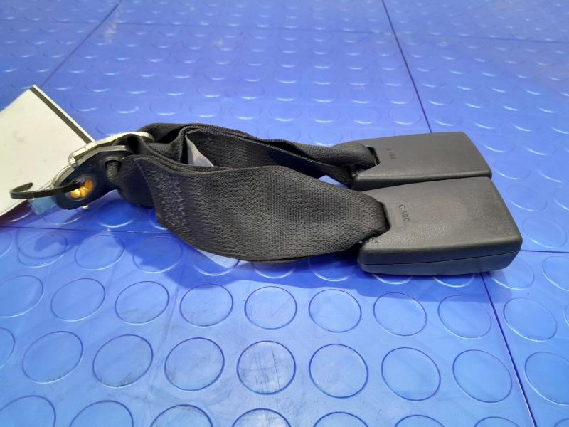 2016 Dodge Challenger Rear Seat Belt