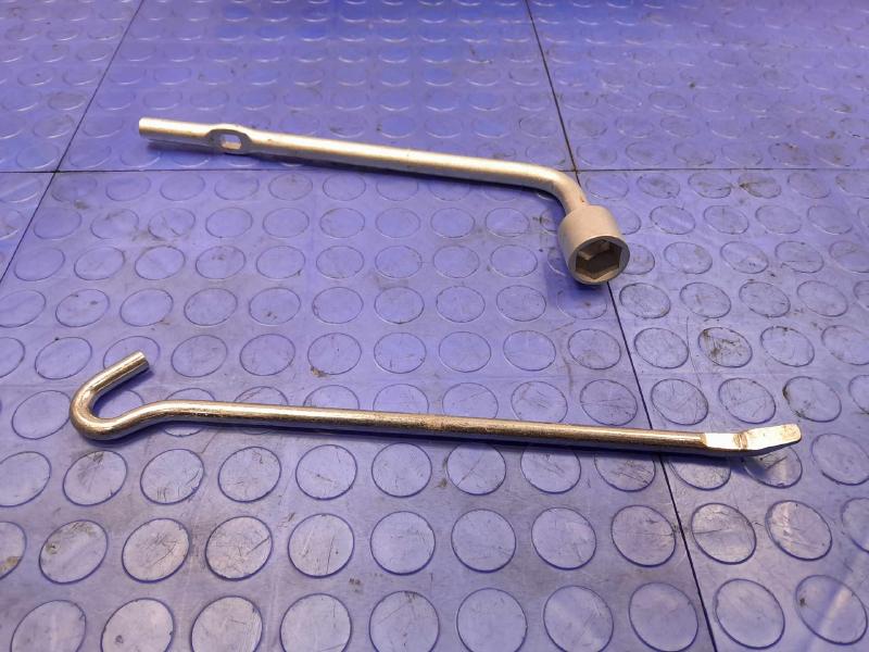 2020 Mitsubishi Outlander Sport Jack Assembly
