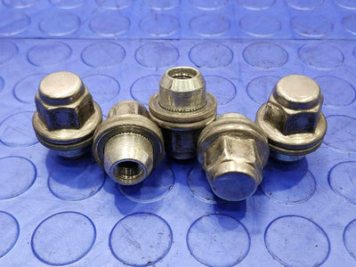 2010 Infiniti EX35 Lug Nuts