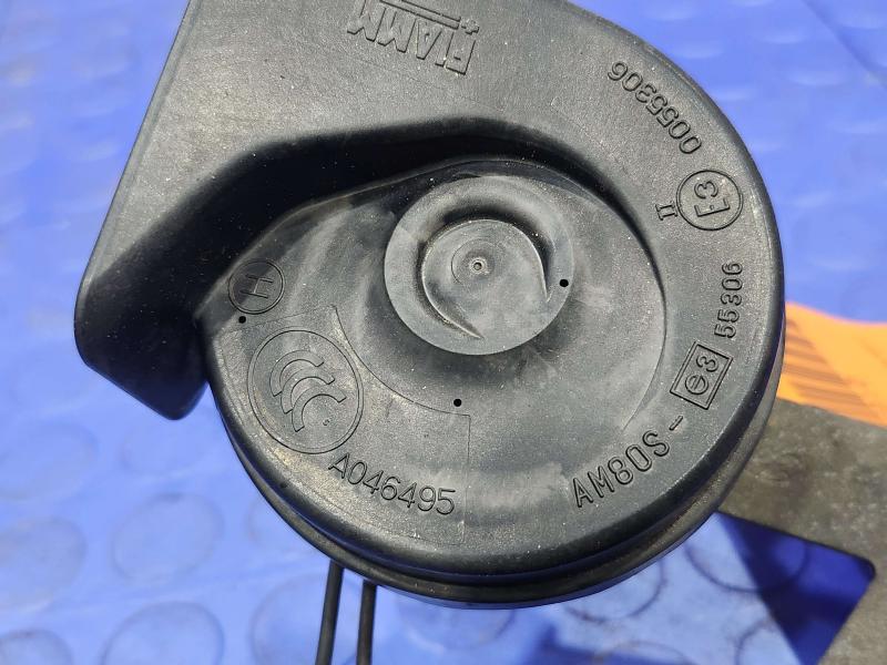 2009-2014 Ford F-150 Dual Note Horn Assembly Genuine OEM 9L3Z13832A
