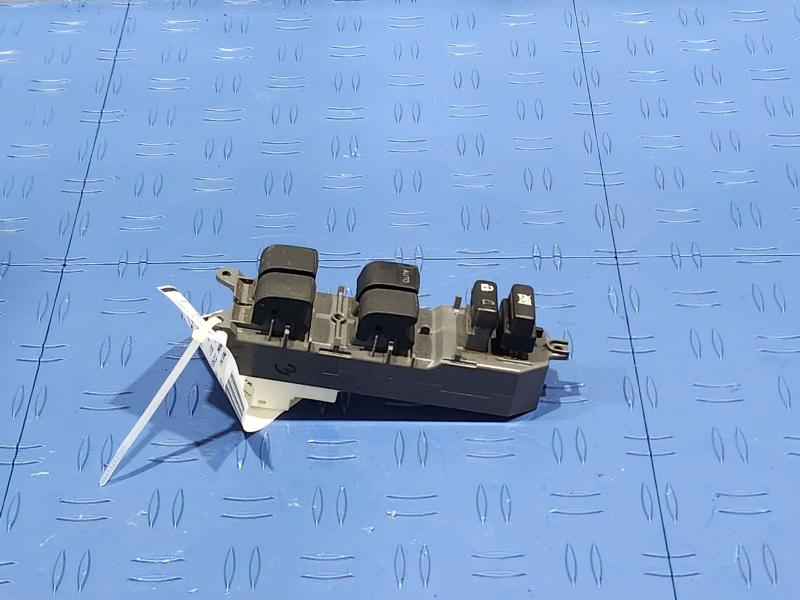 2017 Toyota Corolla Door Switch Front