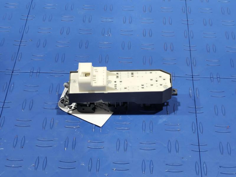 2017 Toyota Corolla Door Switch Front
