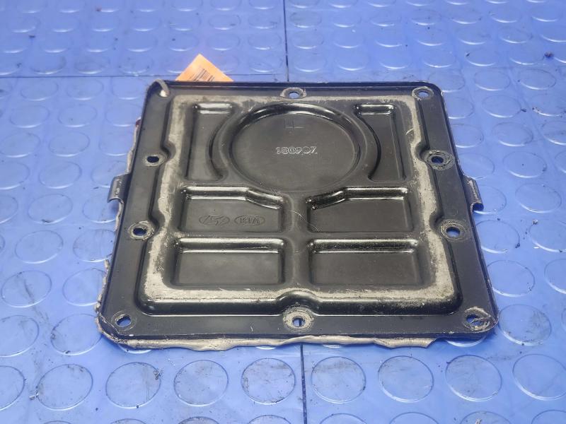 2016 Genesis Genesis Oil Pan