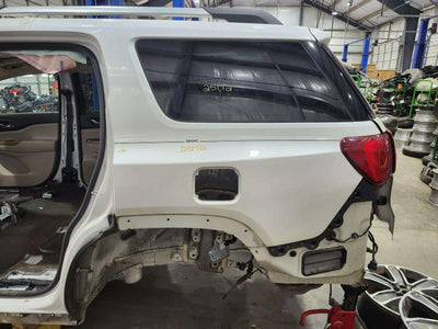 2017 GMC Acadia Quarter Panel