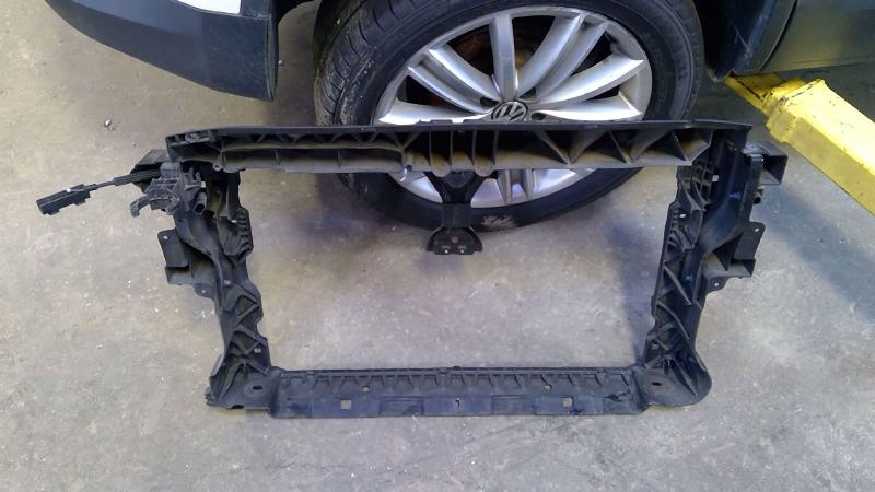 2012 Volkswagen Tiguan Radiator Support