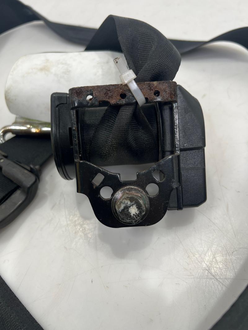 2003 Saab 9-3 Rear Seat Belt
