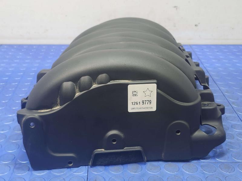 2016 Chevrolet Silverado 1500 Engine Cover