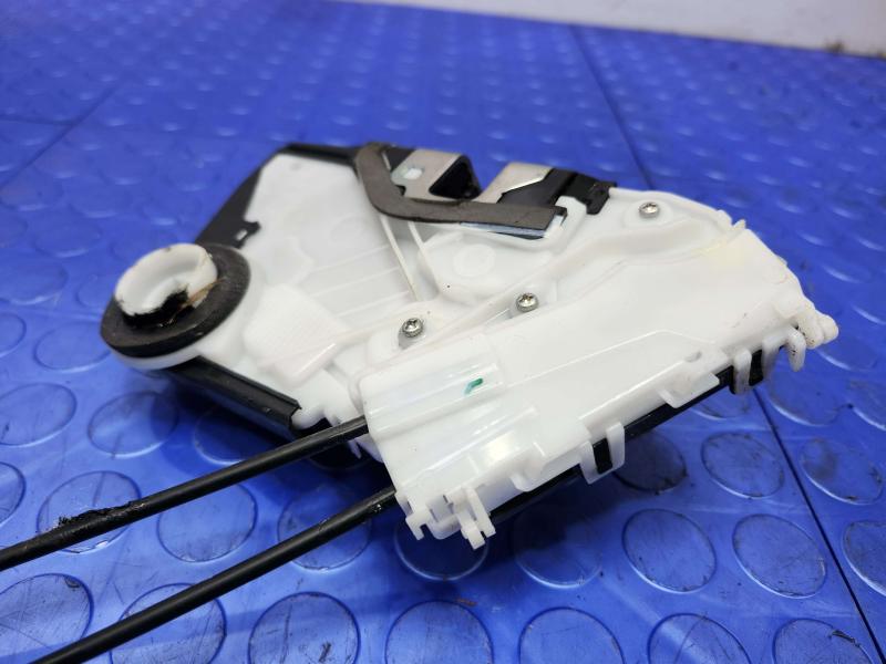 2018 Subaru Legacy Front Door Latch