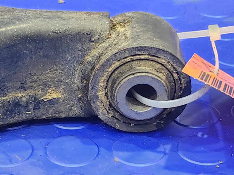 2015 Nissan Rogue Lower Control Arm Rr