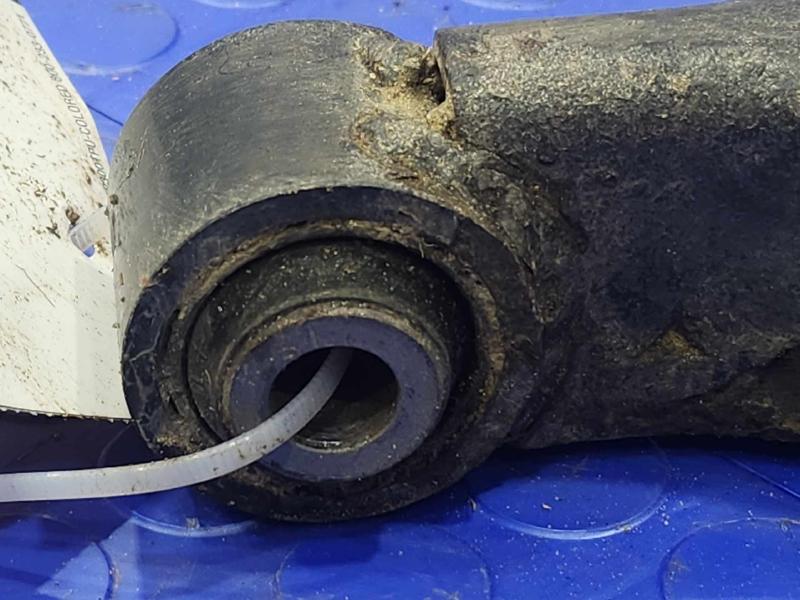 2015 Nissan Rogue Lower Control Arm Rr