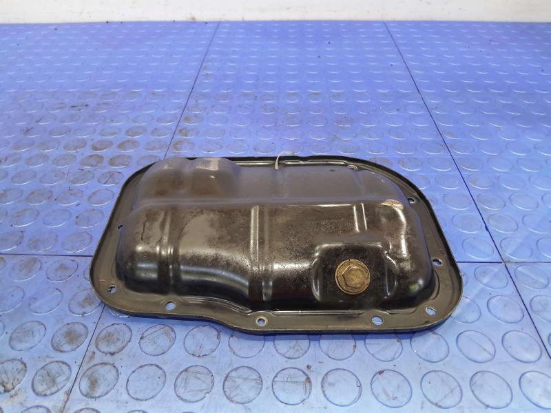 2010 Toyota Prius Oil Pan