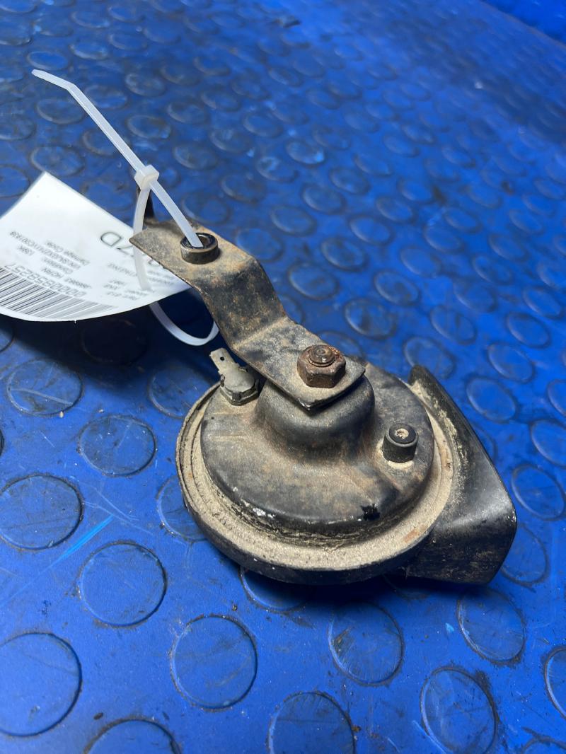 1997 - 2004 Jaguar XK8 Horn Low Note OEM LJA4000AA
