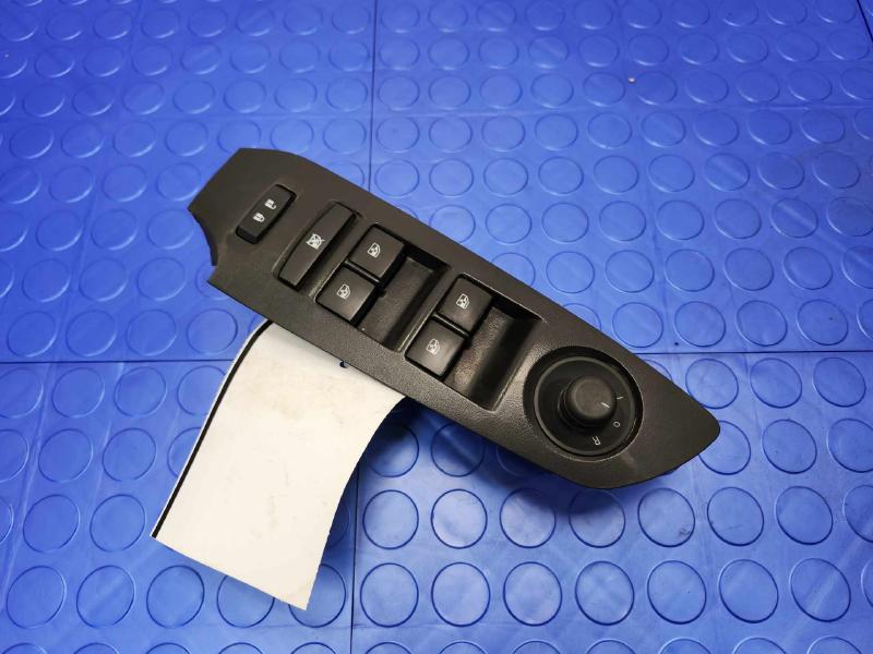 2016 Chevrolet Trax Door Switch Front