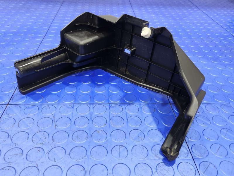 2010-2011 Toyota Prius Floor Board Rear Spacer Genuine OEM 58427-47010