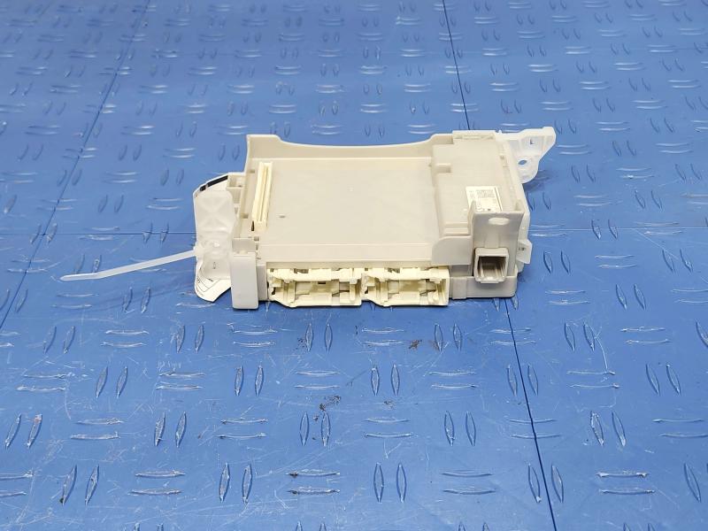 2013 Toyota Yaris Cabin Fuse Box