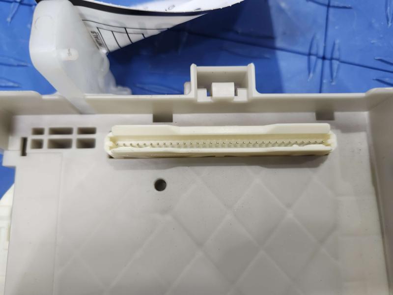 2013 Toyota Yaris Cabin Fuse Box